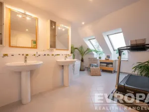 Prodej rodinného domu, Psáry, Pod Skalkou, 363 m2