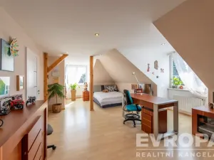Prodej rodinného domu, Psáry, Pod Skalkou, 363 m2