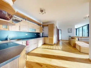 Prodej bytu 3+kk, Karlovy Vary, Pražská silnice, 120 m2