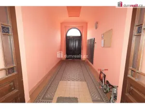 Pronájem bytu 1+1, Praha - Smíchov, Nádražní, 46 m2