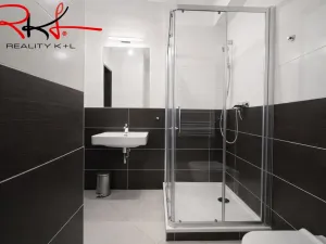 Pronájem bytu 1+kk, Praha - Dolní Měcholupy, Honzíkova, 30 m2