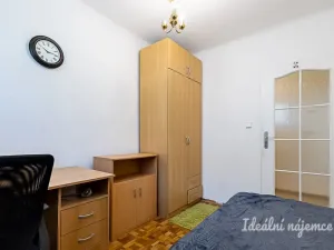 Pronájem bytu 2+kk, Praha, Novorossijská, 35 m2