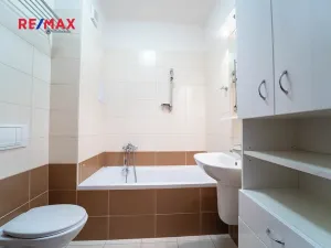 Pronájem bytu 2+kk, Kolín, Roháčova, 53 m2