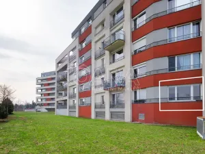 Pronájem bytu 1+kk, Praha - Zličín, Sazovická, 29 m2