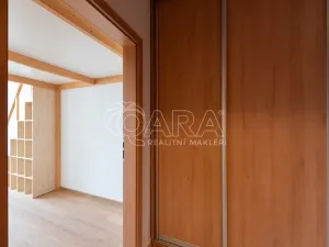 Pronájem bytu 1+kk, Praha - Zličín, Sazovická, 29 m2