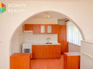 Pronájem bytu 3+kk, Králův Dvůr, Pod Hájem, 67 m2