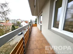 Pronájem bytu 3+1, Praha - Modřany, Hájenská, 76 m2