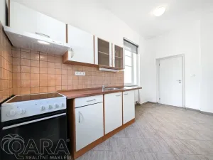 Pronájem bytu 3+1, Praha, K rukavičkárně, 85 m2