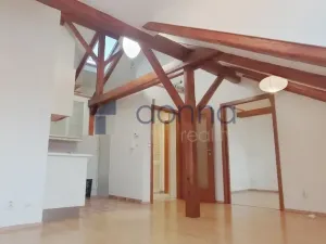 Pronájem bytu 2+kk, Praha, Klapkova, 55 m2