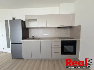 Pronájem bytu 1+kk, Brno - Židenice, Vančurova, 38 m2