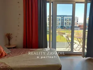 Pronájem bytu 1+kk, Praha - Třebonice, U Radosti, 29 m2