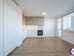 Prodej bytu 4+kk, Praha, Choceradská, 84 m2