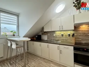 Pronájem bytu 2+kk, Olomouc, Hodolanská, 51 m2