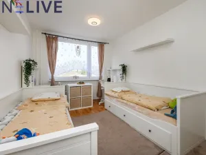 Pronájem bytu 3+kk, Praha, Flöglova, 72 m2