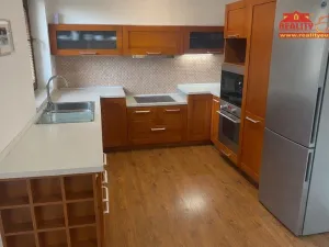 Prodej rodinného domu, Praha, Na Rybníčku, 177 m2