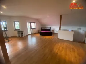 Prodej rodinného domu, Praha, Na Rybníčku, 177 m2