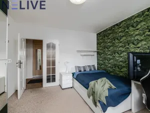 Prodej bytu 3+1, Plzeň, Chválenická, 63 m2