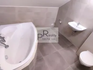 Prodej bytu 2+kk, Hevlín, 63 m2