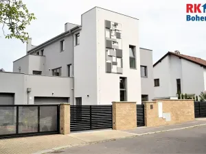 Prodej bytu 3+kk, Praha - Lhotka, Slepá I, 74 m2