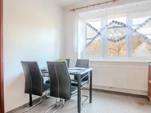 Pronájem bytu 3+1, Velký Osek, Revoluční, 65 m2