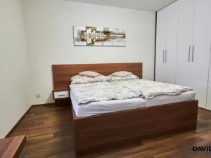 Pronájem bytu 2+kk, Brno - Líšeň, Houbalova, 69 m2