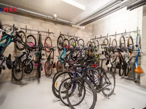 Pronájem kanceláře, Praha - Vysočany, Pechmanových, 91 m2