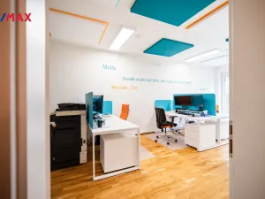 Pronájem kanceláře, Praha - Vysočany, Pechmanových, 91 m2