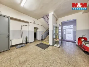 Prodej obchodního prostoru, Trutnov - Horní Staré Město, 1667 m2