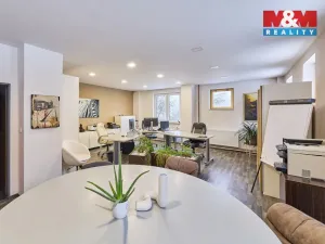 Prodej skladu, Trutnov - Horní Staré Město, 1667 m2