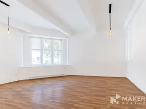 Pronájem bytu 1+1, Praha - Vinohrady, Lucemburská, 56 m2