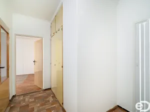 Prodej bytu 3+1, Mariánské Lázně - Úšovice, Hroznatova, 59 m2