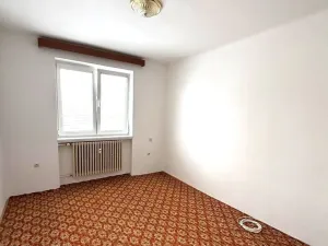 Prodej bytu 3+1, Plzeň, Pod Švabinami, 72 m2