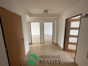 Prodej bytu 3+1, Zlonice, Pippichova, 89 m2