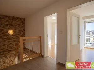 Pronájem bytu 5+kk, Praha, Modřanská, 119 m2