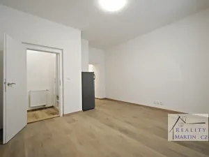 Pronájem bytu 1+kk, Příbram, Mariánské údolí, 30 m2