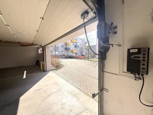 Pronájem garážového stání, Brno, Říčanská, 13 m2