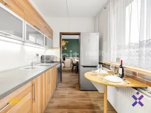 Prodej bytu 3+1, Zlín, Na Honech II, 70 m2