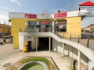 Pronájem obchodního prostoru, Praha - Kobylisy, Klapkova, 467 m2