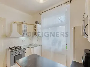 Prodej bytu 2+kk, Praha, 5. května, 51 m2