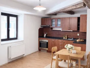 Prodej bytu 2+kk, Chrudim, Resselovo náměstí, 40 m2