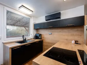 Prodej rodinného domu, Sezemice, Družstevní, 139 m2