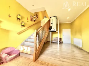 Prodej rodinného domu, Hrobčice - Razice, 244 m2