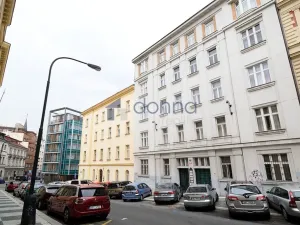 Pronájem bytu 1+kk, Praha, Hálkova, 31 m2