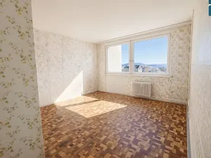 Prodej bytu 2+kk, Praha - Radotín, náměstí Osvoboditelů, 47 m2