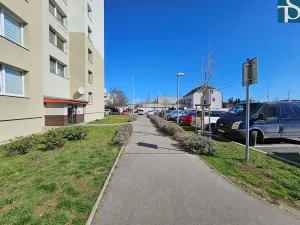 Prodej bytu 2+kk, Praha - Radotín, náměstí Osvoboditelů, 47 m2