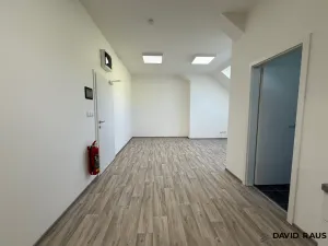 Pronájem bytu 1+kk, Rajhrad, Stará pošta, 35 m2