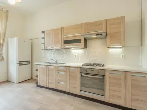 Pronájem bytu 3+1, Praha - Vinohrady, Lužická, 93 m2