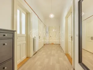 Pronájem bytu 3+1, Praha - Vinohrady, Lužická, 93 m2