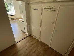 Pronájem bytu 1+kk, Praha - Vokovice, Africká, 31 m2