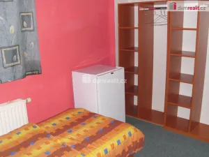 Pronájem atypického bytu, Praha - Čakovice, Cukrovarská, 15 m2